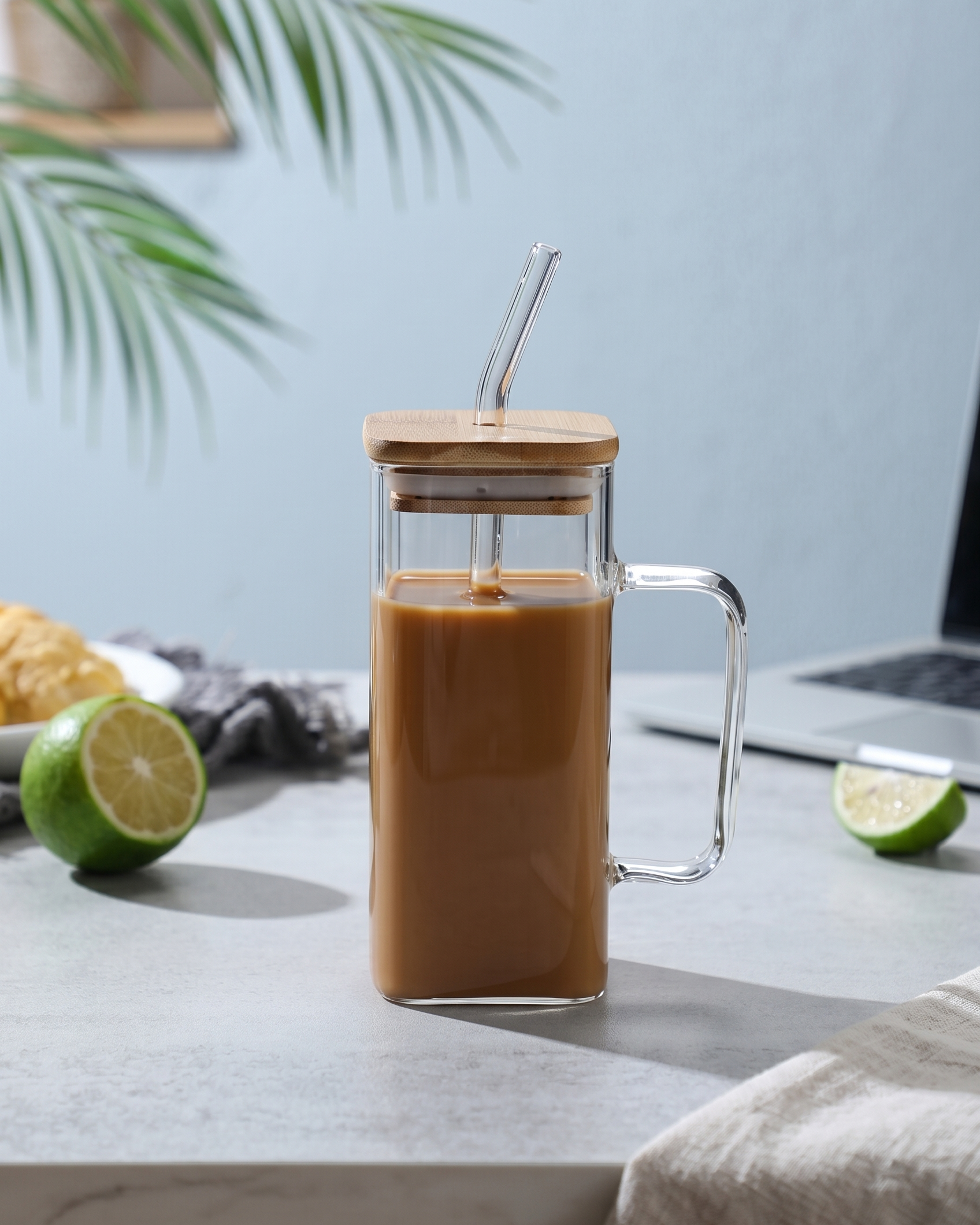 KAYYY - Square Glass Tumbler with Bamboo Lid & Straw
