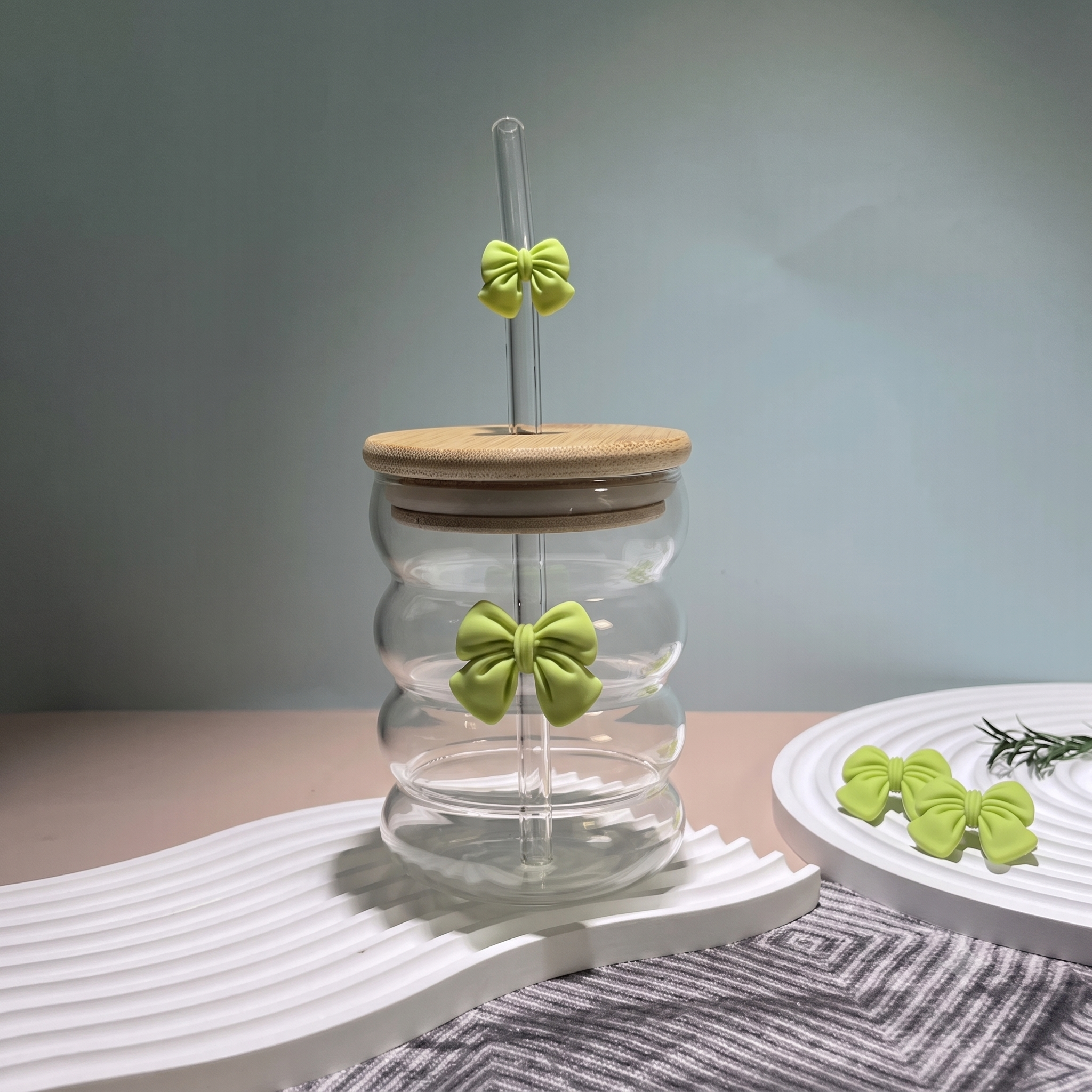 KAYYY - Bubble Glass Tumbler with Bamboo Lid & Straw